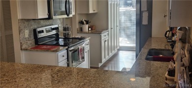 Lake Condo For Sale in Lake Ozark, Missouri