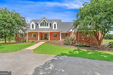 Lake Hartwell Home For Sale in Hartwell Georgia