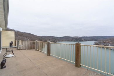 Lake Condo Sale Pending in Camdenton, Missouri