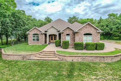 Lake Home For Sale in Lake Ozark, Missouri