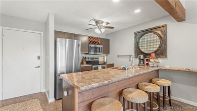 Enjoy lake living with comfort, convenience, and investment - photo 19