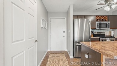 Enjoy lake living with comfort, convenience, and investment - photo 20