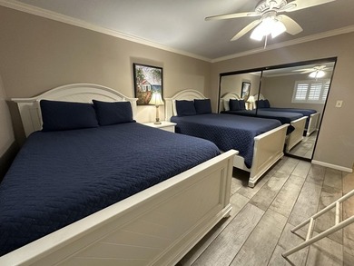 Spacious two bedroom/two bath condo, located on the 2nd floor of - photo 25
