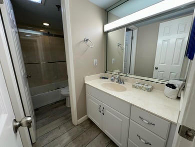 Spacious two bedroom/two bath condo, located on the 2nd floor of - photo 27