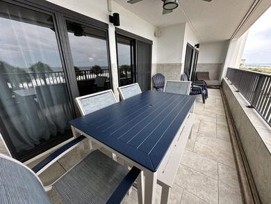 Spacious two bedroom/two bath condo, located on the 2nd floor of - photo 30