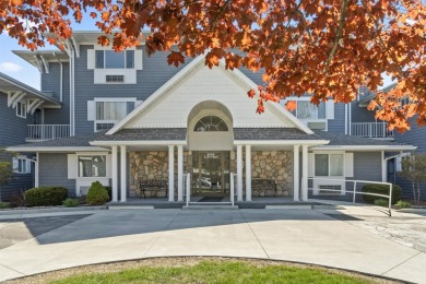 Lake Condo Sale Pending in Fort Gratiot, Michigan
