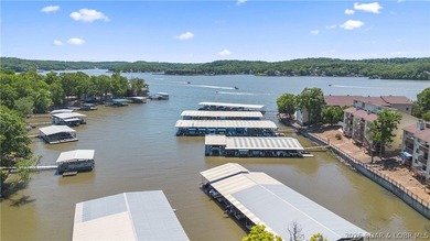 Enjoy lake living with comfort, convenience, and investment - photo 33