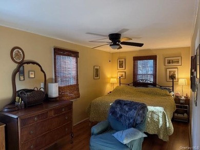 Come see this charming single-family home nestled in the heart - photo 6