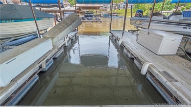 Enjoy lake living with comfort, convenience, and investment - photo 38