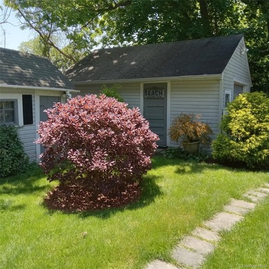 Come see this charming single-family home nestled in the heart - photo 8