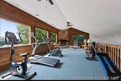 Enjoy lake living with comfort, convenience, and investment - photo 41