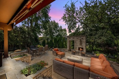 Experience elevated indoor-outdoor living in this exquisite 2 - photo 3