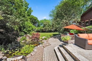 Experience elevated indoor-outdoor living in this exquisite 2 - photo 10