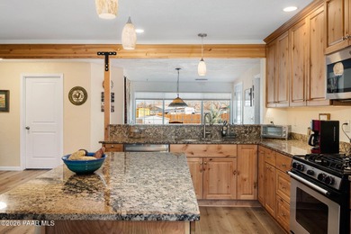 Come see this fantastic country home in Chino Valley. The