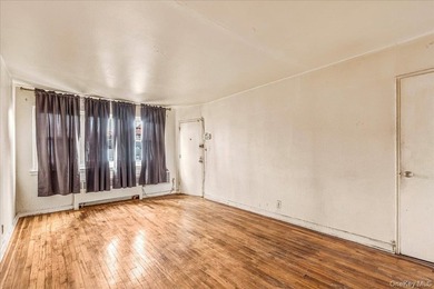 Welcome to this inviting lower-level one-bedroom, one-bath - photo 5