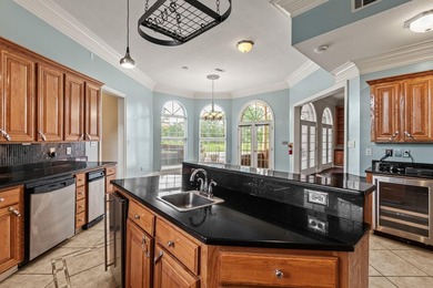 Exceptional custom home built circa 2007, offering 5 bedrooms, 5 - photo 25