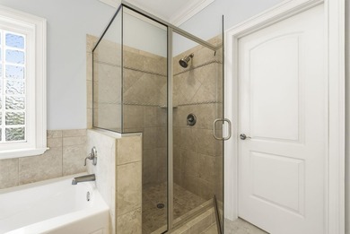 Perfectly positioned on a quiet, private street with cul-de-sacs - photo 31