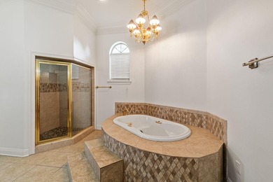 Exceptional custom home built circa 2007, offering 5 bedrooms, 5 - photo 34