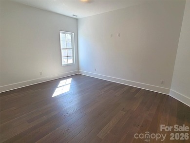 CHECK OUT THE LANDSCAPING CONCEPTS! Ask your agent about a - photo 36