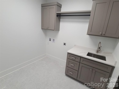 CHECK OUT THE LANDSCAPING CONCEPTS! Ask your agent about a - photo 39