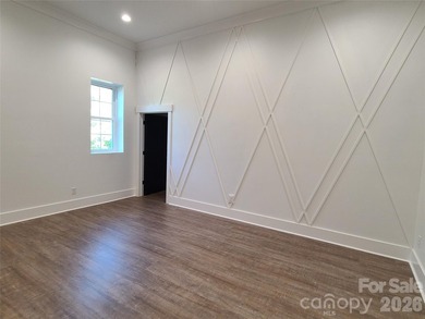 CHECK OUT THE LANDSCAPING CONCEPTS! Ask your agent about a - photo 42