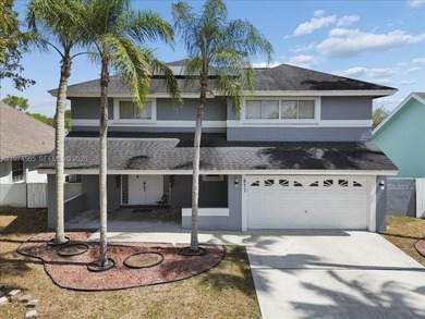 (private lake, pond, coastal) Home For Sale in Pembroke Pines Florida