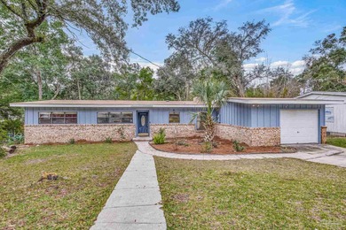 Blackwater River - Santa Rosa County  Home For Sale in Milton Florida