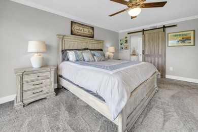 Welcome to the most beautiful Villa in Edgewater Resort! Offered - photo 17