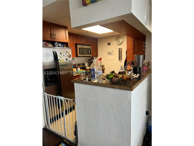 LOCATION! LOCATION! LOCATION! PRICED TO SELL!! MOTIVATED SELLER! - photo 20