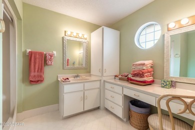 Enjoy the coastal lifestyle in this spacious 2 story townhouse - photo 22