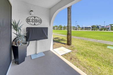 Welcome to the most beautiful Villa in Edgewater Resort! Offered - photo 26
