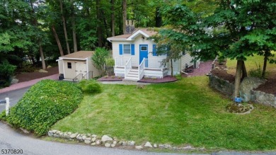 Lake Home For Sale in Bloomingdale, New Jersey