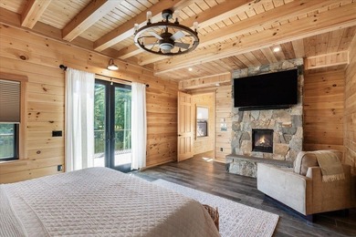 EXTRAORDINARY CRAFTSMANSHIP MEETS LAKEFRONT LIVING...A LEGACY - photo 12