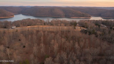 Welcome to Deerfield Resort--one of Norris Lake's most - photo 13