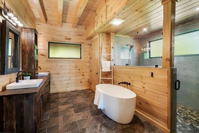 EXTRAORDINARY CRAFTSMANSHIP MEETS LAKEFRONT LIVING...A LEGACY - photo 14