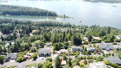Live on top of the world in Camas, Washington. This rare, nearly - photo 19