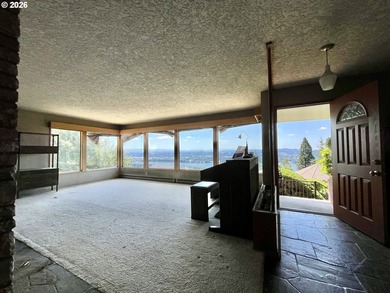 Live on top of the world in Camas, Washington. This rare, nearly - photo 23