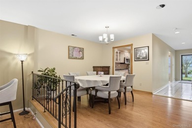 Welcome to this beautifully maintained 3-bedroom, 2.5 bath condo - photo 10