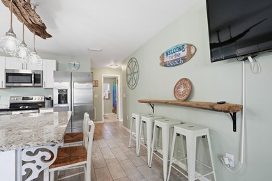 Fully renovated beach cottage and RENTAL MACHINE only .3 miles - photo 12