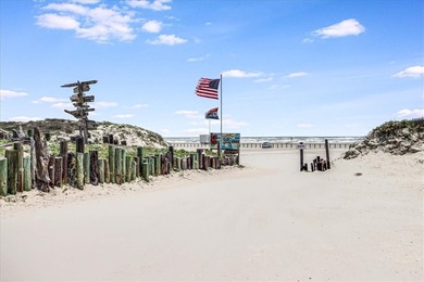 LOCATION!! LOCATION!! LOCATION!! What an opportunity to own the - photo 5