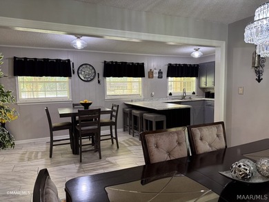 Live your best life in this beautifully appointed home! Roof and - photo 15