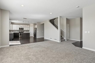 This beautiful home is in like new condition; with 4 bedrooms - photo 9