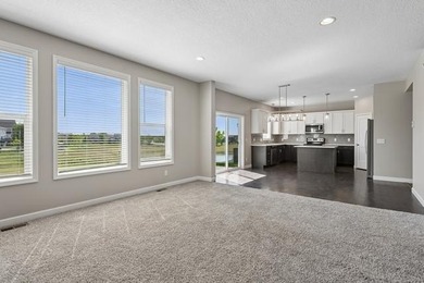 This beautiful home is in like new condition; with 4 bedrooms - photo 10
