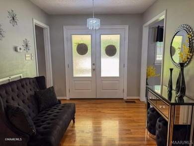 Live your best life in this beautifully appointed home! Roof and - photo 21