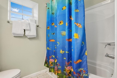 Fully renovated beach cottage and RENTAL MACHINE only .3 miles - photo 23