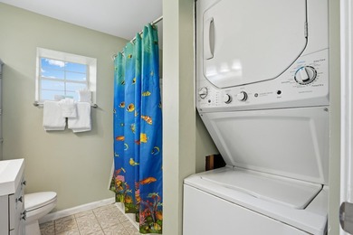 Fully renovated beach cottage and RENTAL MACHINE only .3 miles - photo 24