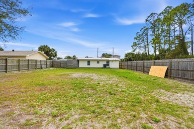 Fully renovated beach cottage and RENTAL MACHINE only .3 miles - photo 28