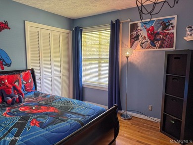 Live your best life in this beautifully appointed home! Roof and - photo 36