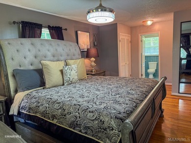 Live your best life in this beautifully appointed home! Roof and - photo 41