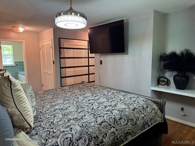 Live your best life in this beautifully appointed home! Roof and - photo 42
